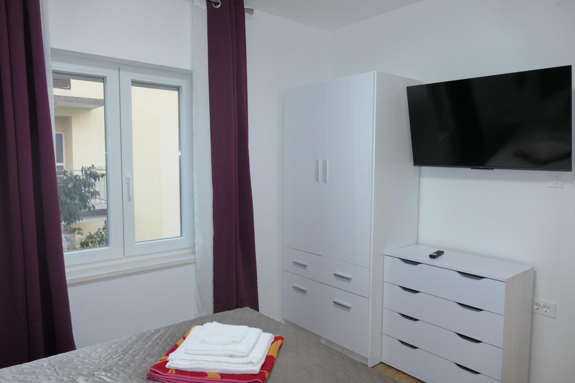Apartmani Bura Crikvenica Bagian luar foto