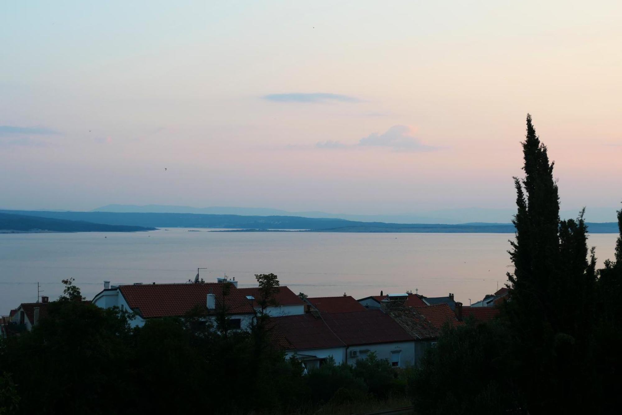 Apartmani Bura Crikvenica Bagian luar foto