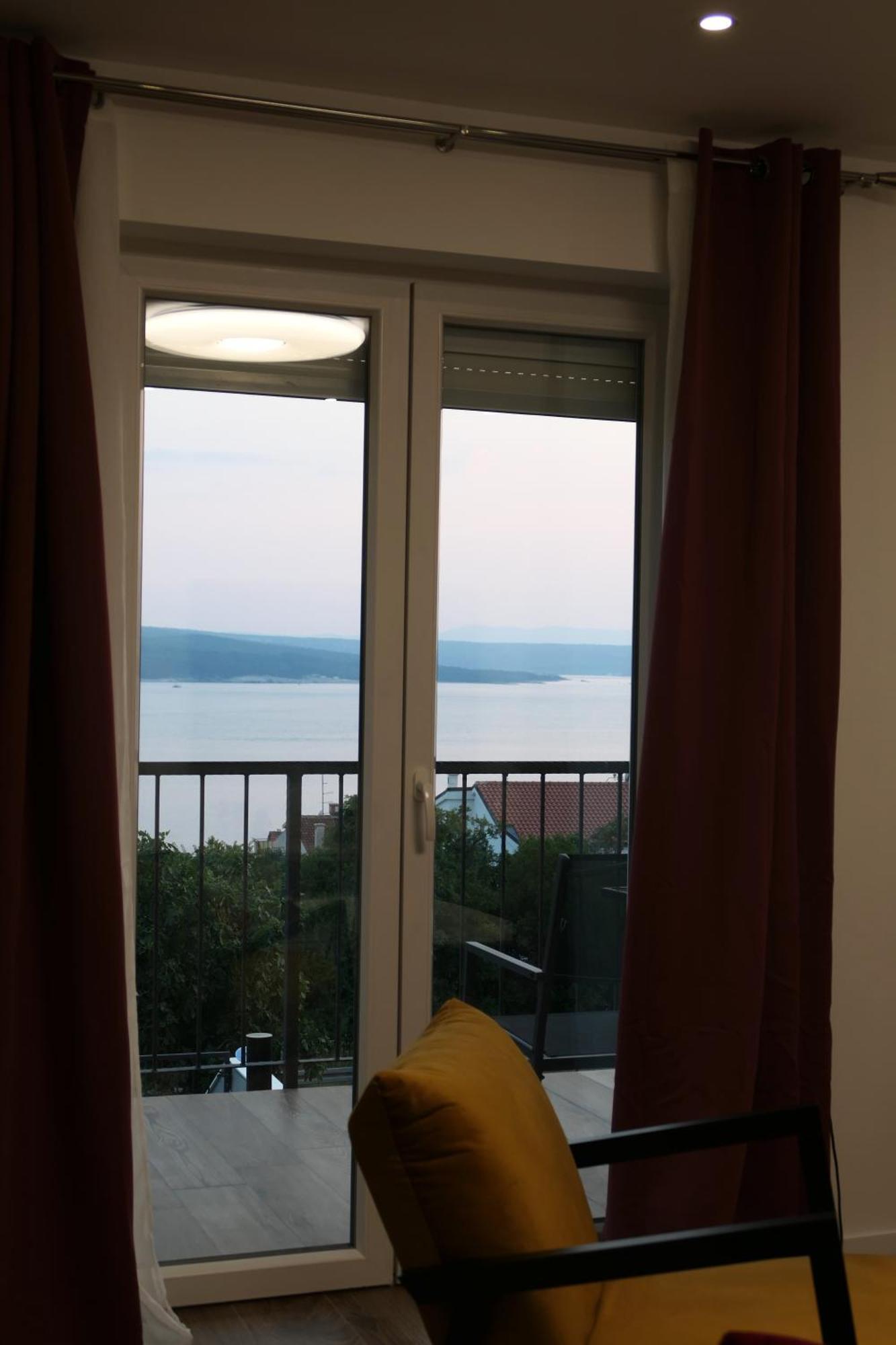 Apartmani Bura Crikvenica Bagian luar foto