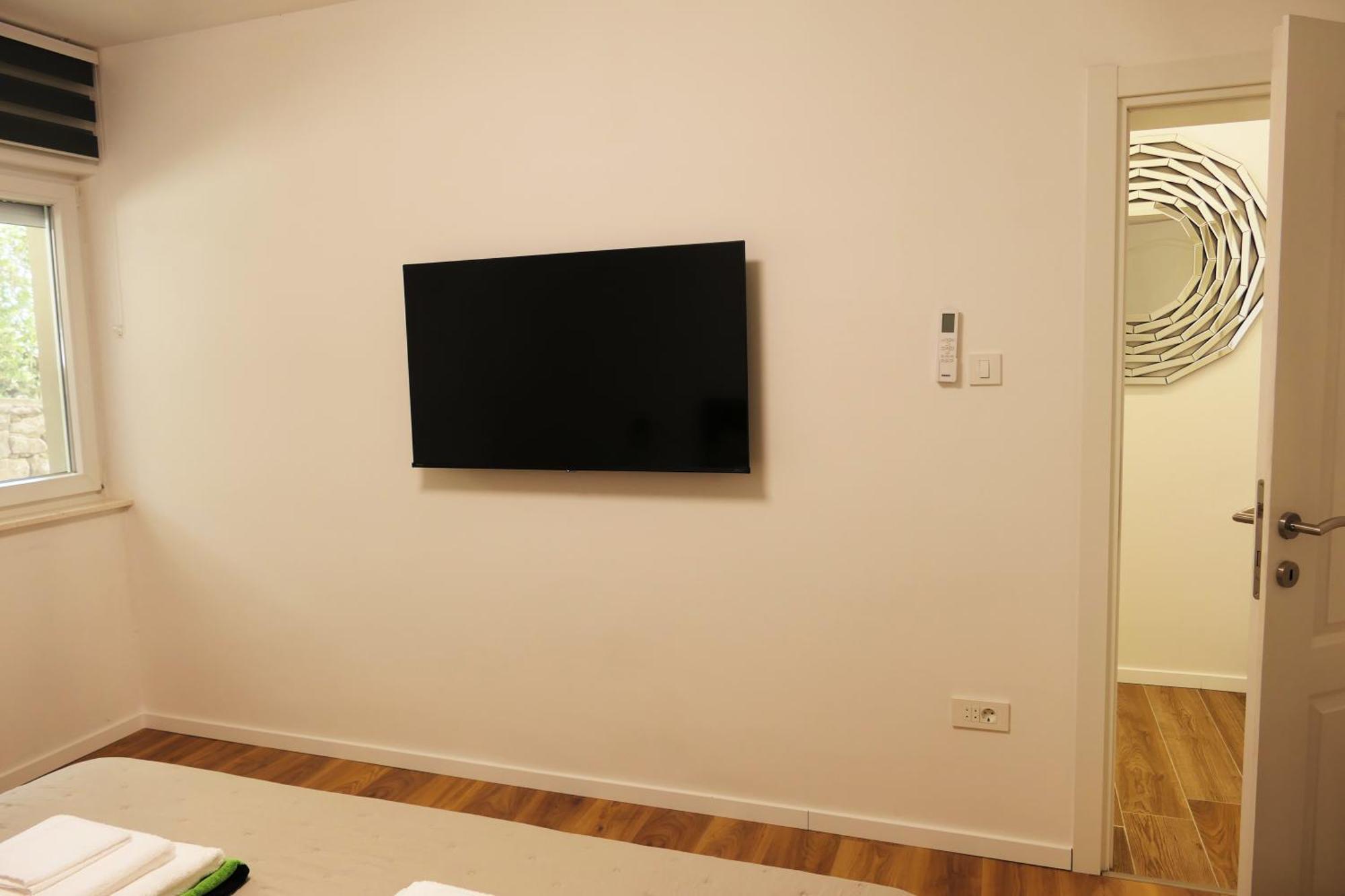 Apartmani Bura Crikvenica Bagian luar foto